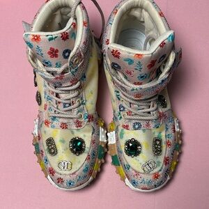 Floral Women’s Shoes with Gem Accents